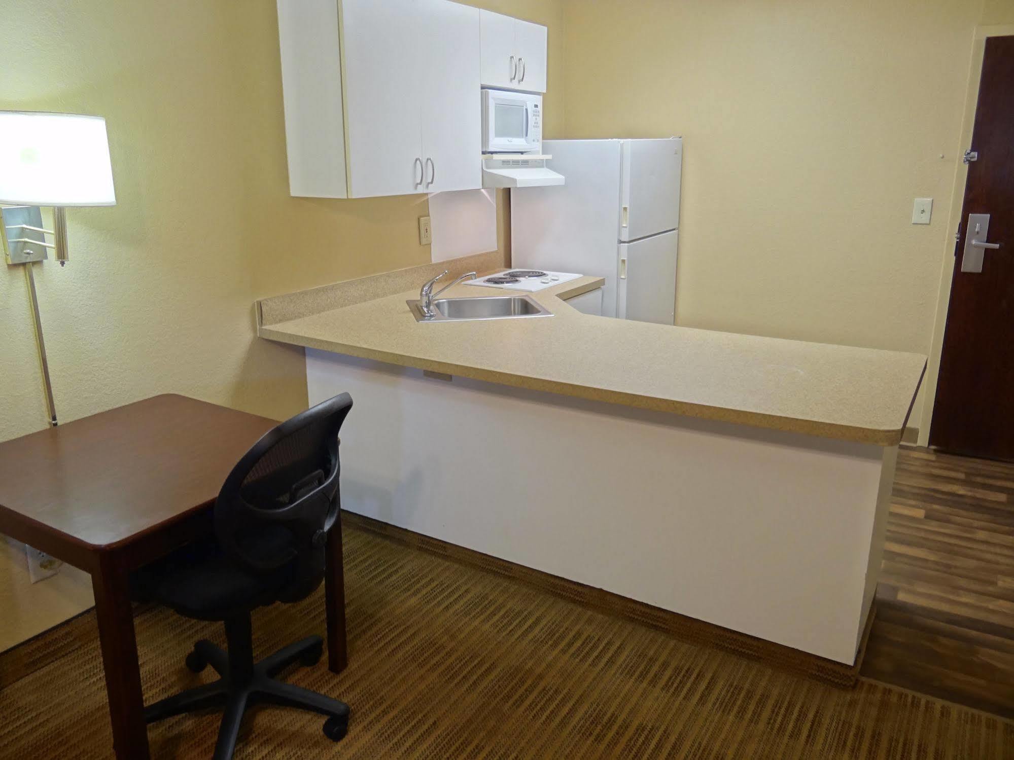 Extended Stay America Suites - Raleigh - Cary - Regency Parkway North Exterior photo